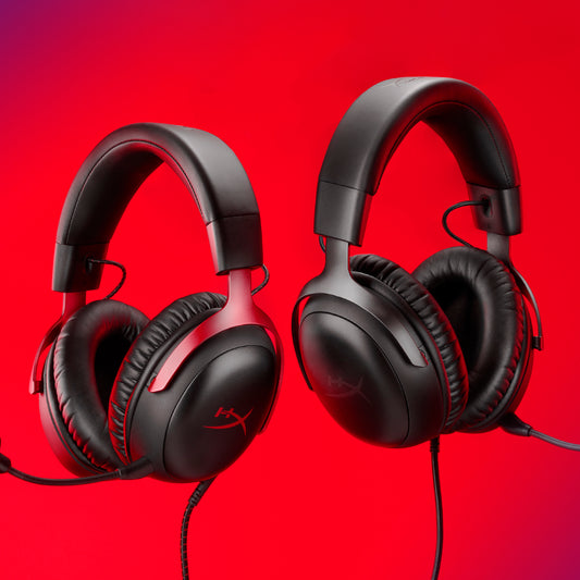 Image principale affichant le casque de jeu Cloud III sur fond rouge